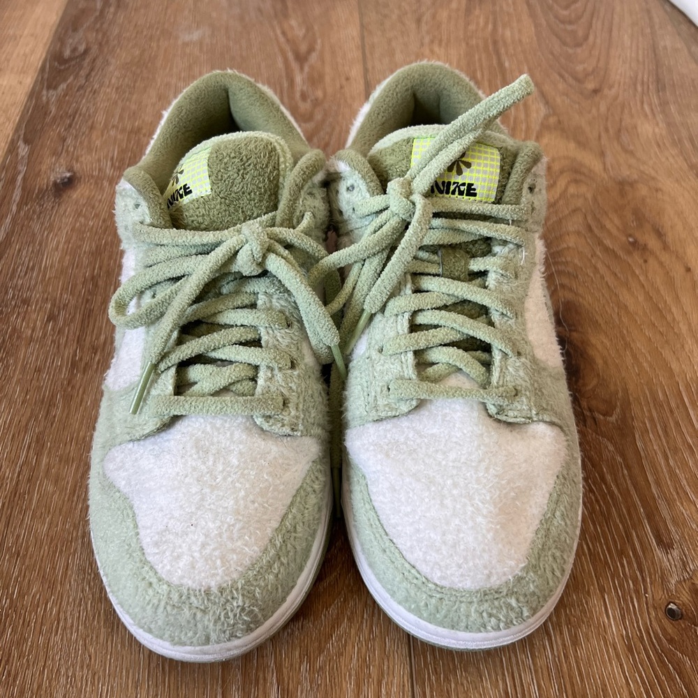 Nike Dunk Low SE Fleece Pack Honeydew